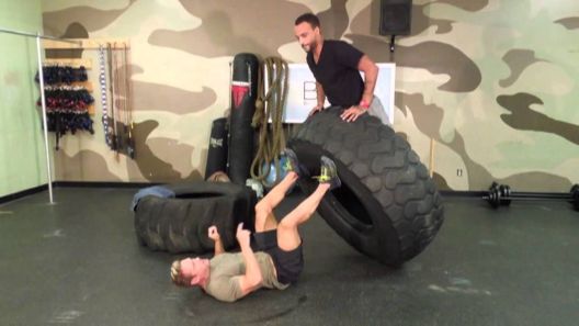 6 vježbi za trening s gumom - Fat Transporter