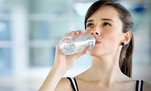 Kako se riješiti viška kože nakon brzog mršanja?