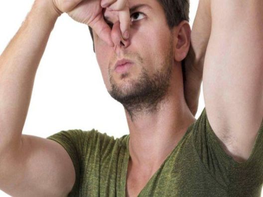 Evo zašto vas komarci ujedaju više nego ostale