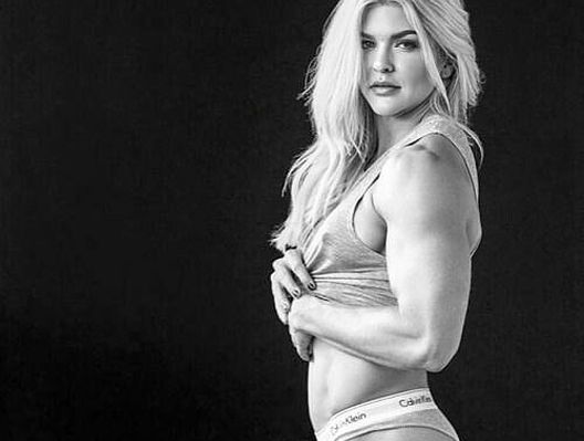 Top 10 ženskih akcionih zvijezda