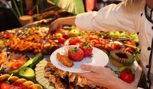 Sedam navika ishrane koje nas potajno čine debljim