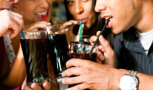 Sedam navika ishrane koje nas potajno čine debljim