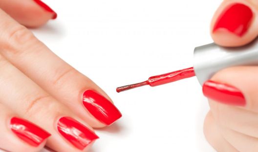 Greške kod lakiranja noktiju: Pet najvećih