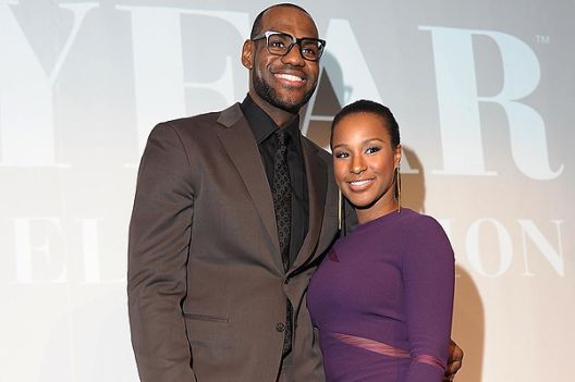 Uspješne i prelijepe: Top 10 supruga sportista Uspješne i prelijepe: Top 10 supruga sportista