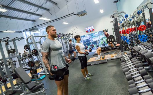 Odjeća za vježbanje i šta nositi u teretani