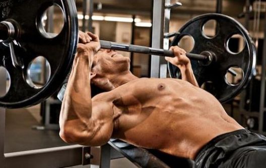 10 razloga zašto je teretana bolja od djevojke