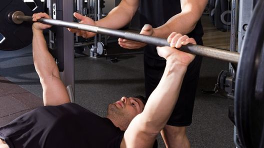 4 greške koje muškarci i dalje prave u teretani