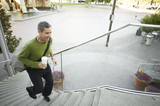 Najveći razlozi zašto lift zamijeniti stepenicama