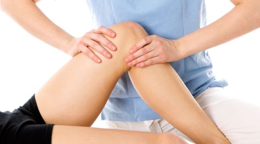 Bol u koljenu: Kako ga sanirati bez operacije