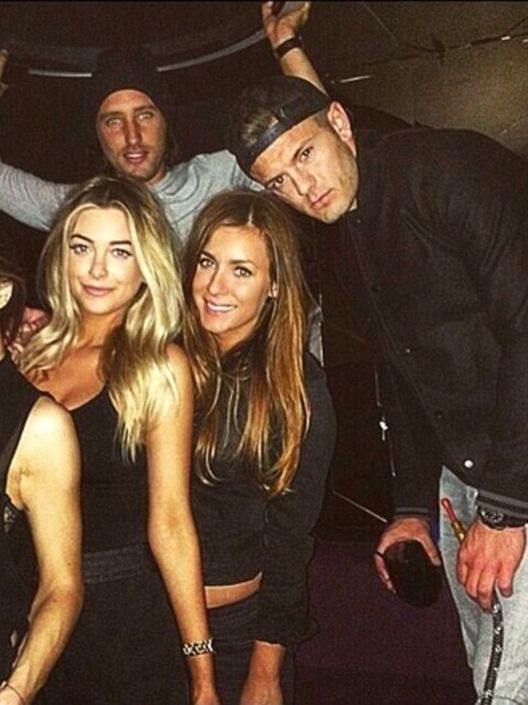 Aguero nije jedini: Koji fudbaleri puše nargilu? Aguero nije jedini: Koji fudbaleri puše nargilu?