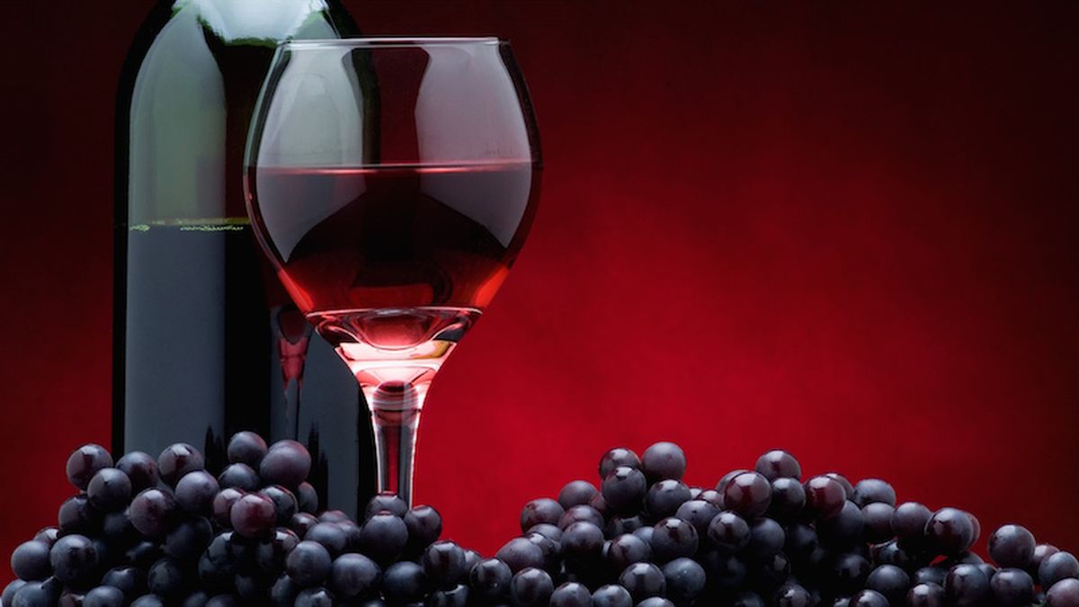 Kako estrogen utječe na ženske obline i kako ga prirodno regulisati