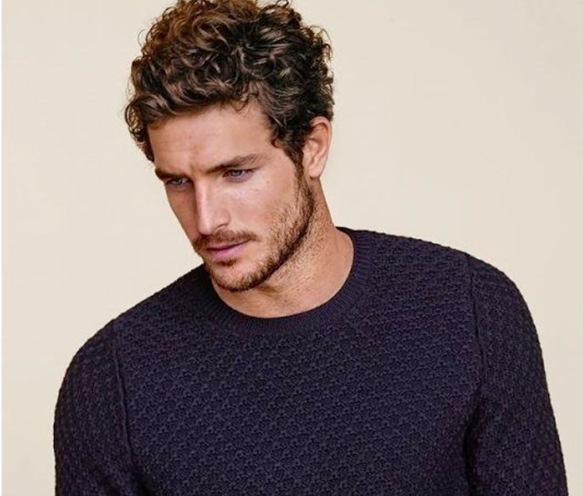 Najbolje frizure za muškarce sa kovrdžavom kosom