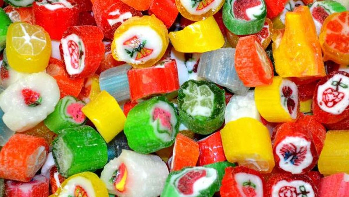 Kako održavati usta i zube čiste dok nosite retener