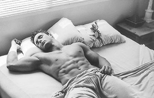 5 razloga zašto biste trebali spavati goli