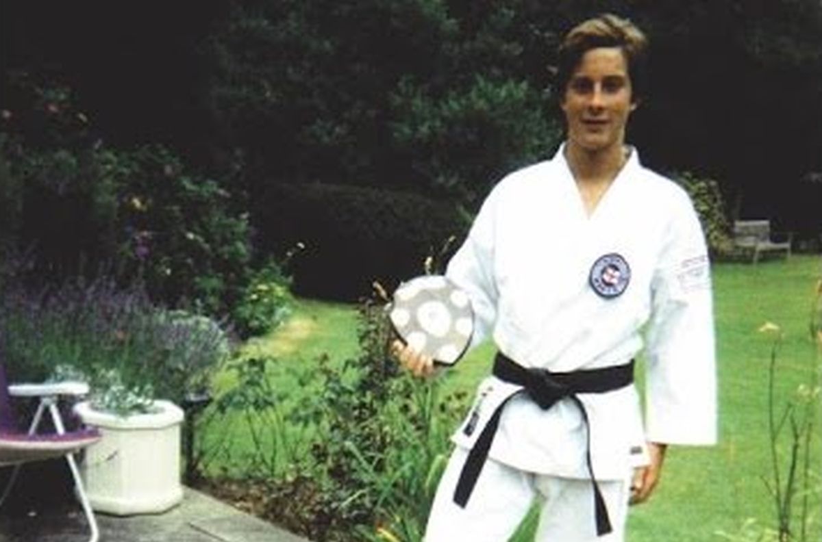 Neustrašivi Bear Grylls i sve povrede koje je doživio u životu