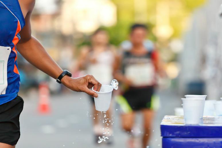 Zbog čega je važno piti vodu prije, tokom i poslije treninga?