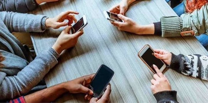 Kako vam vaš telefon uništava zdravlje? Kako vam vaš telefon uništava zdravlje?