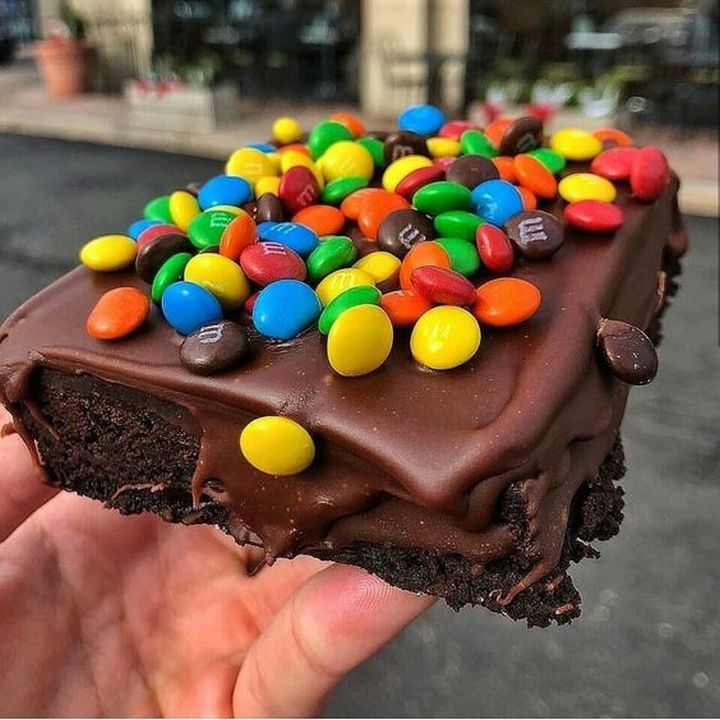 Da li trebate potpuno izbjegavati brzu hranu?