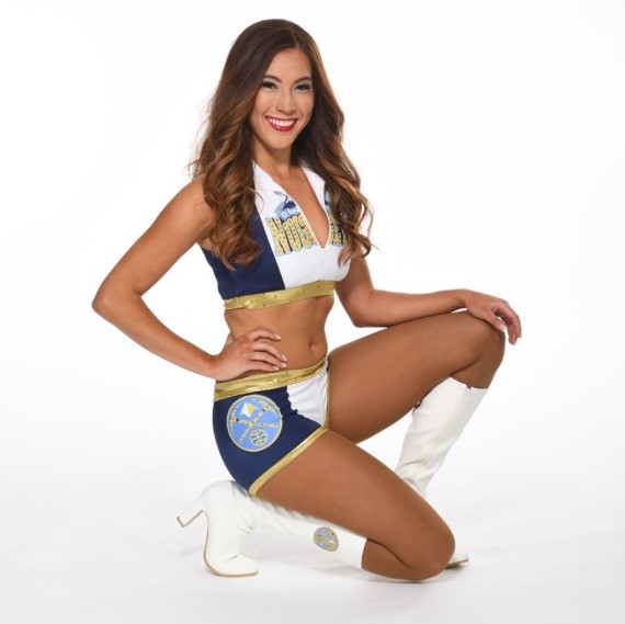 10 najatraktivnijih NBA navijačica 10 najatraktivnijih NBA navijačica