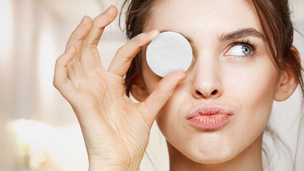 Greške koje pravite dok perete lice