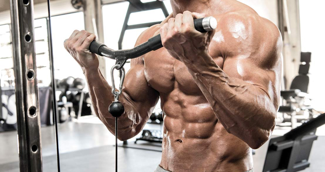 Zašto bodybuilderi imaju više mišićne mase od powerliftera?