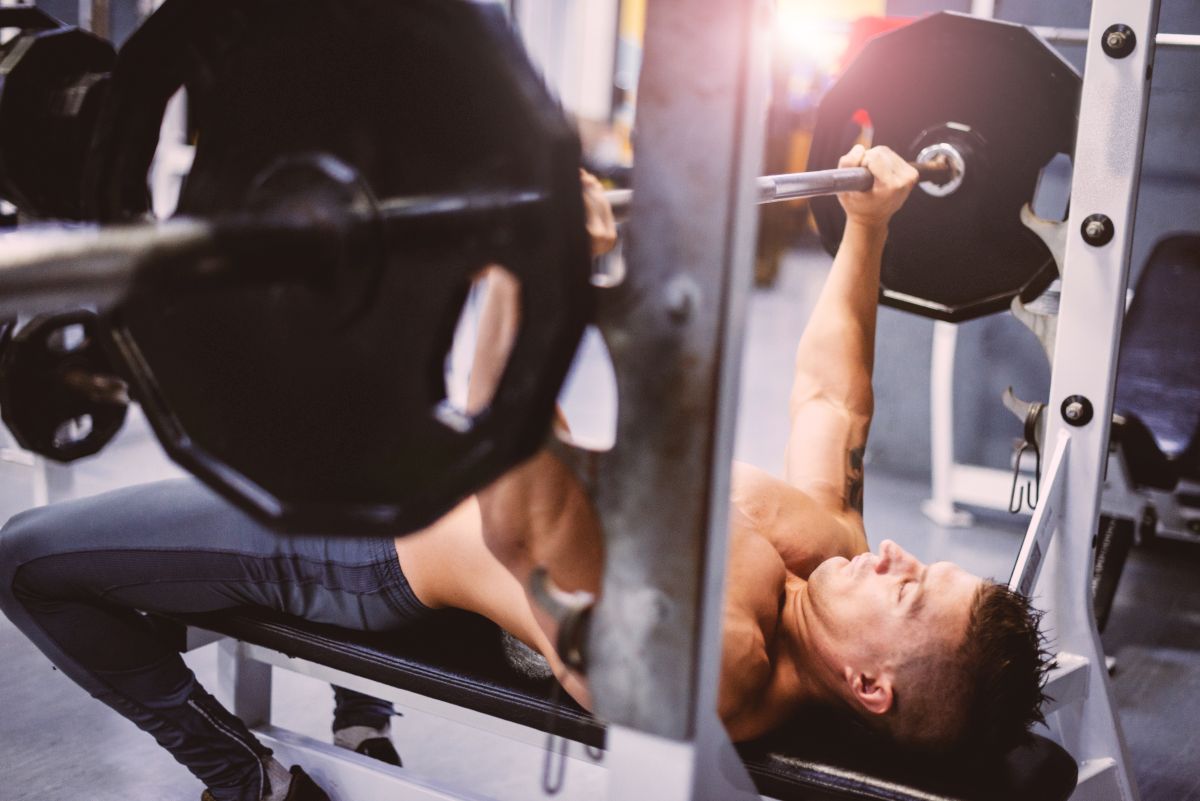 Četiri metode izgradnje mišića kroz treninge s tegovima