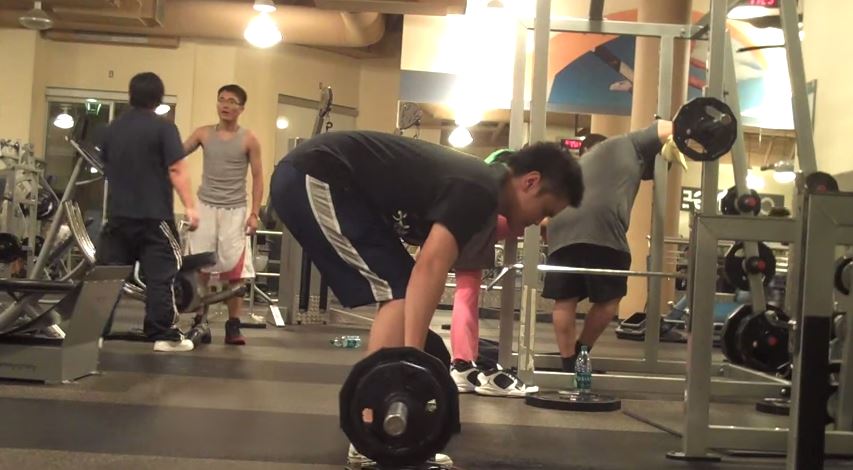 Četiri razloga zbog kojih i sportiste pogađa bol u leđima Četiri razloga zbog kojih i sportiste pogađa bol u leđima