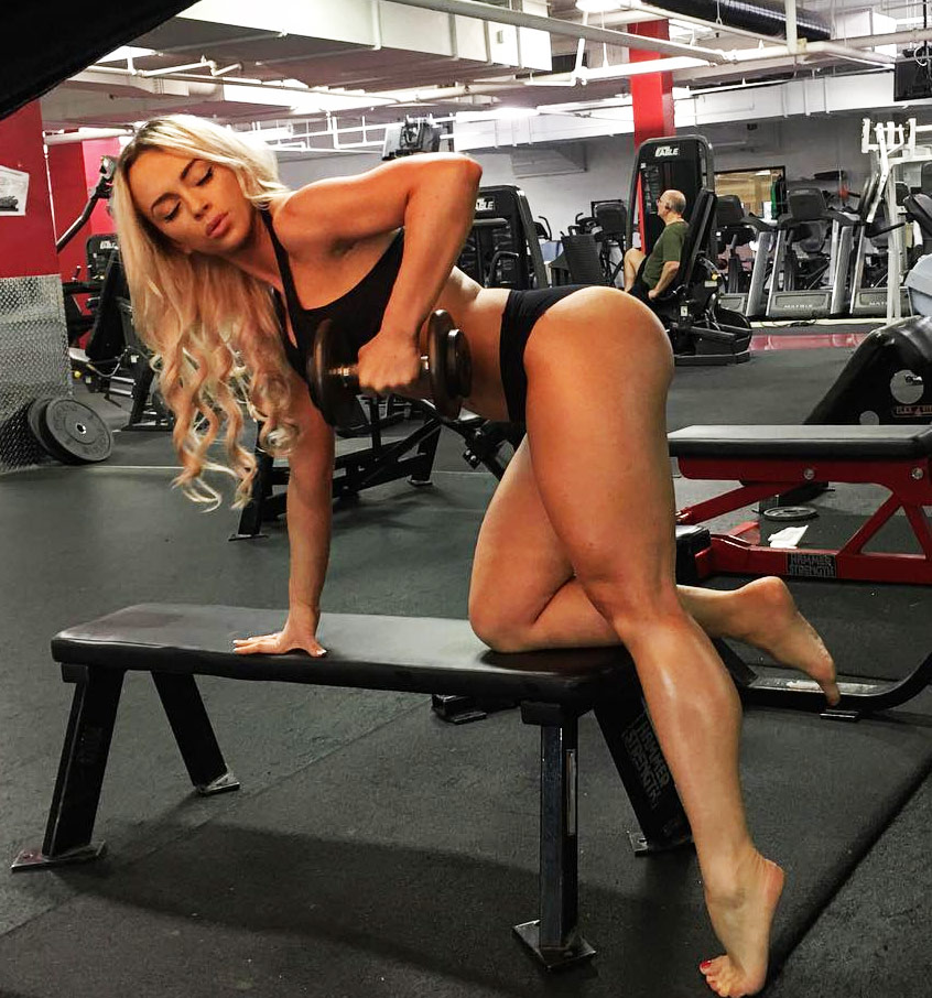 Poljakinja izazovnim fotografijama privlači pažnju svih ljubitelja fitnessa Poljakinja izazovnim fotografijama privlači pažnju svih ljubitelja fitnessa