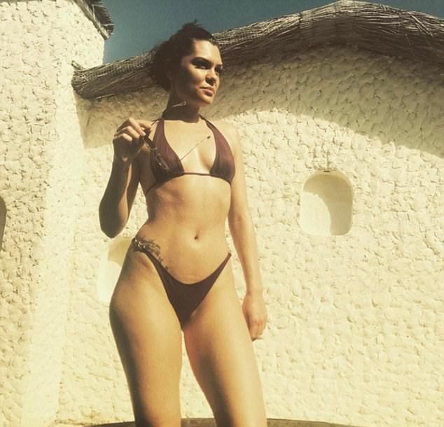 Jesse J ponosno pokazuje svoje tijelo na Instagramu