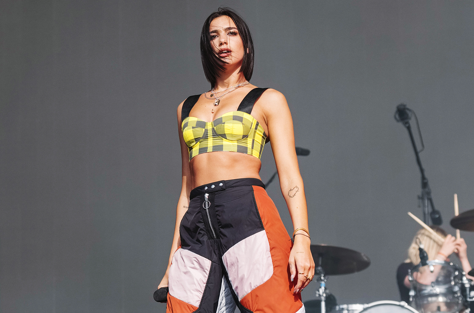 Neodoljiva Dua Lipa vjeruje da je uz muziku sve lakše, pa i trening Neodoljiva Dua Lipa vjeruje da je uz muziku sve lakše, pa i trening