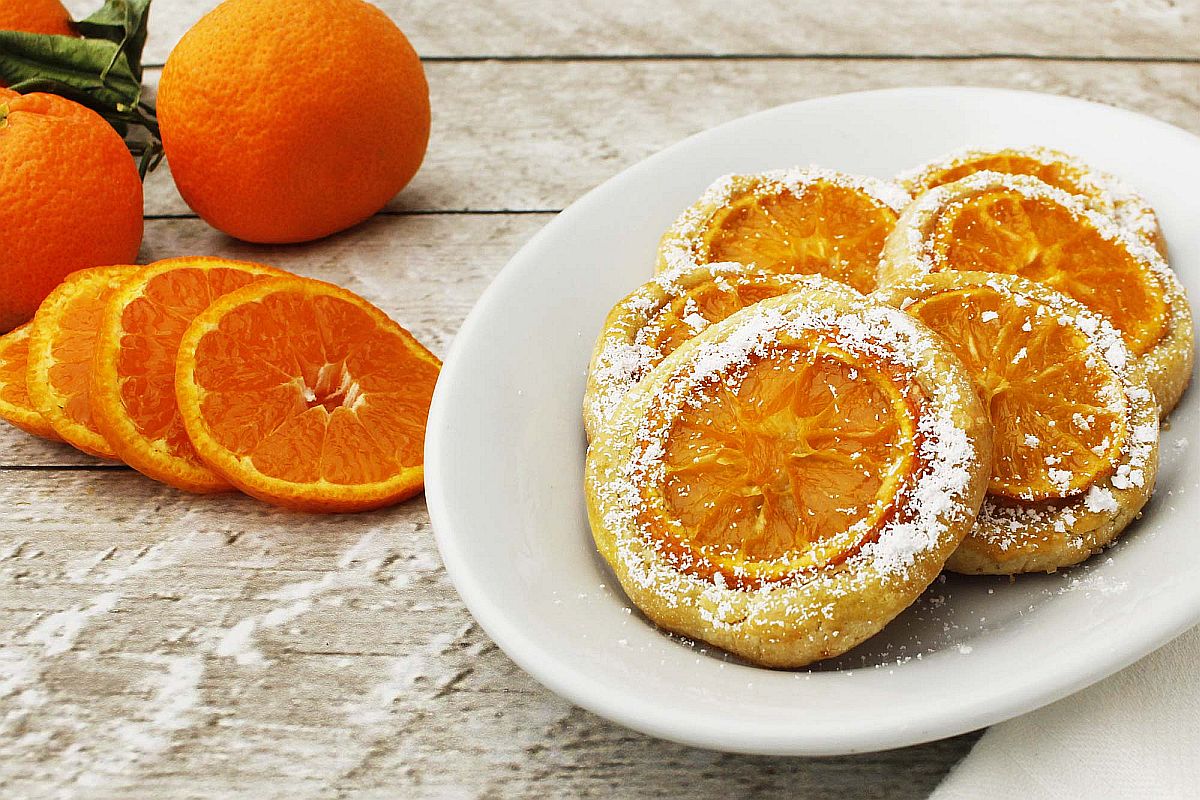 Zdravstvene beneficije mandarina i zašto ih trebamo jesti svaki dan Zdravstvene beneficije mandarina i zašto ih trebamo jesti svaki dan