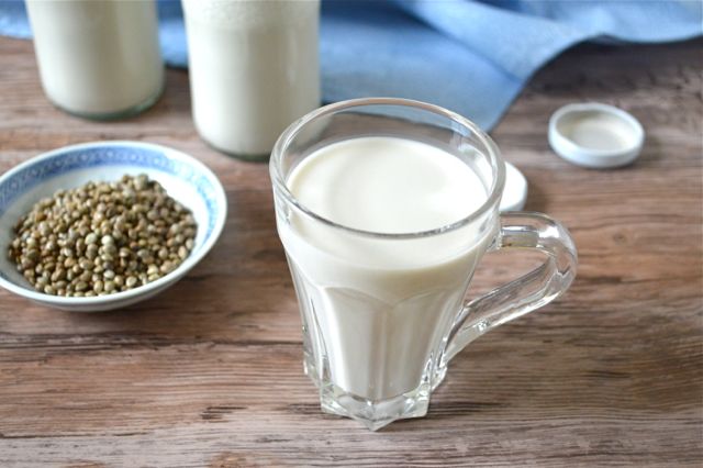 Najbolje vrste mlijeka na biljnoj bazi za one osjetljive na laktozu