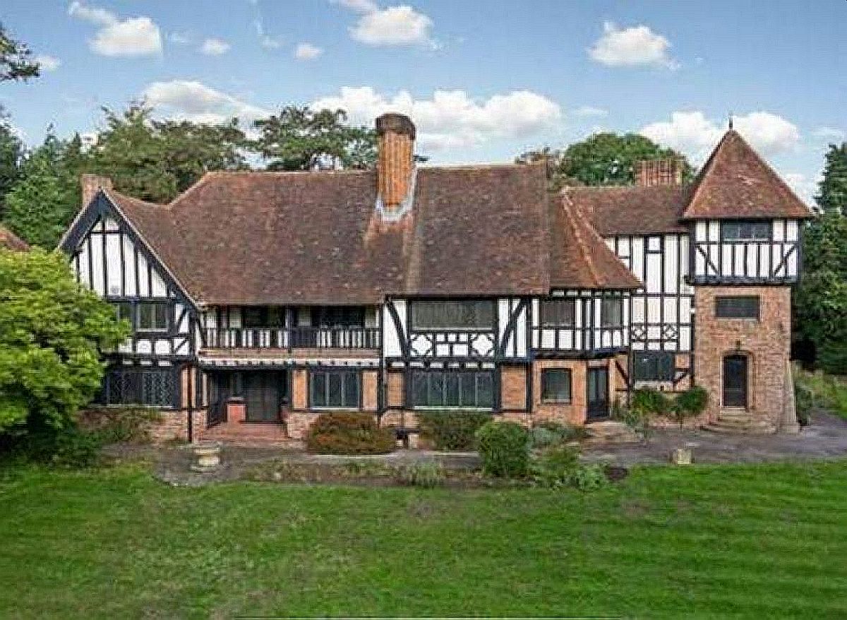 Top 10 najluksuznijih domova fudbalera