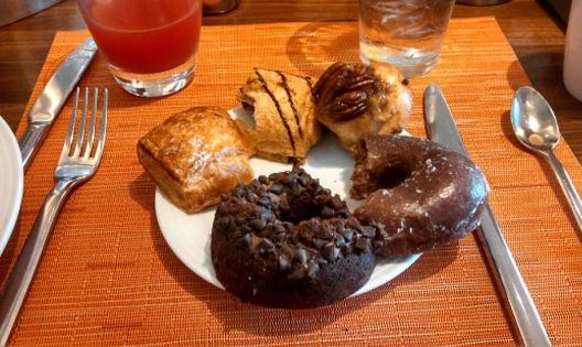 Pet najgorih jutarnjih navika