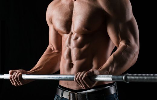 5 odgovora zašto ne možete razviti velike bicepse