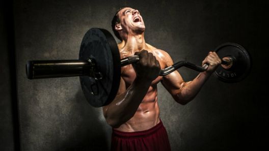 6 najgorih stvari koje se rade za jačanje bicepsa