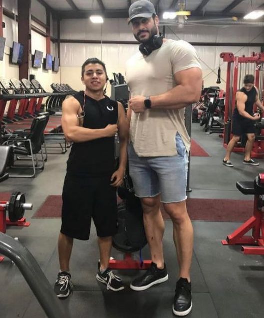 On je najviši fitness trener koji ruši barijere