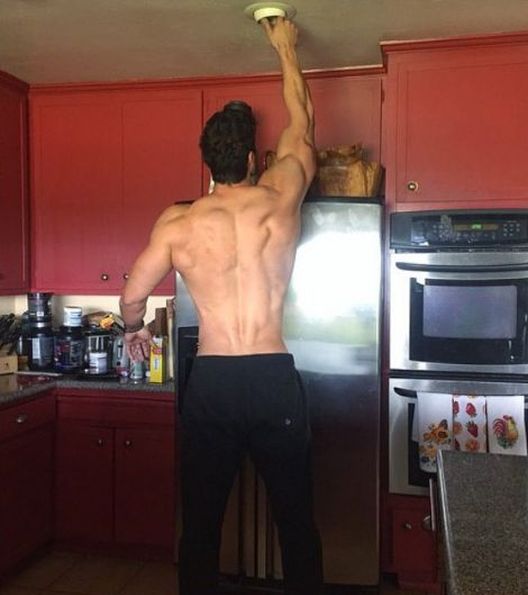 On je najviši fitness trener koji ruši barijere