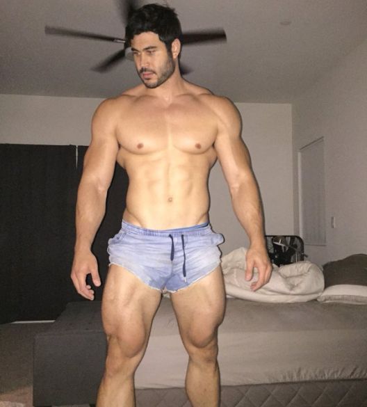 On je najviši fitness trener koji ruši barijere