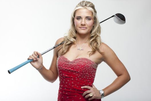 Modeli sa golf palicom: 10 najzgodnijih golferica